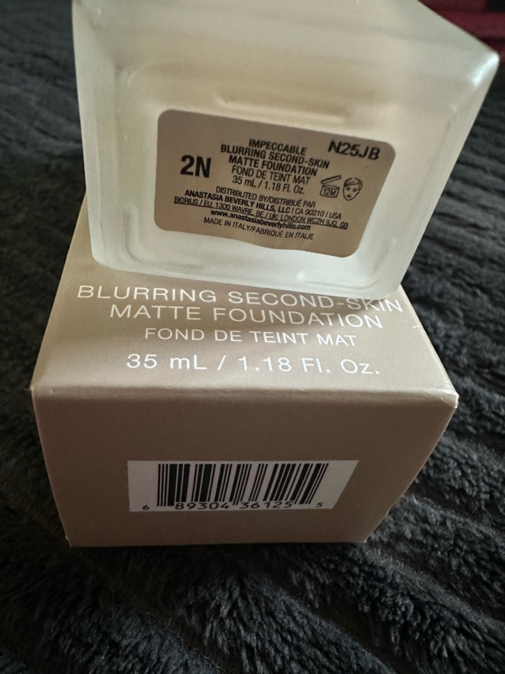 Anastasia Beverly Hills Impeccable Matte Foundation - Picture 3 of 5